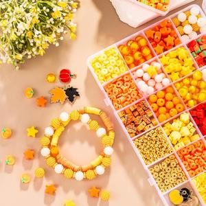 Kit de abalorios DIY de 24 compartimentos para Acción de Gracias, con cuentas espaciadoras de arcilla de otoño con formas de calabaza y hoja de arce, para la creación de pulseras y joyas - Product Image 2