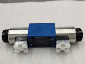 Vanne directionnelle à solénoïde 4WE6J6XEG12N9K4, 4/3 voies NG6 ISO 4401, 350 bar, 12 VDC, haute qualité - Product Image 2