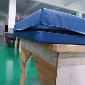 Matelas de lit médical d'hôpital imperméable de couverture de PU refroidissant les matelas de mousse de mémoire - Product Image 4