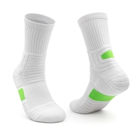 Chaussette de sport pour homme chaussette de basket-ball professionnelle et à la mode chaussette de tennis en coton de haute qualité doux et utile