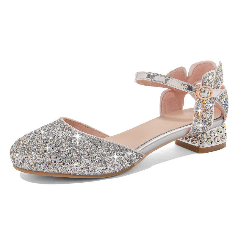 ส้นเท้าสีเงิน 4.5