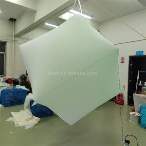 Dés carrés gonflables blancs avec lumière LED Cube de dés <span class=keywords><strong>gonflable</strong></span> <span class=keywords><strong>géant</strong></span> Led Modèle Ballon Décoration - Product Image 2