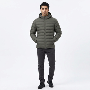 Doudoune matelassée pour homme, tendance, à capuche, épaisse, personnalisée, style bomber, brillante, pour l'hiver - Product Image 1