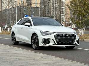 <span class=keywords><strong>Audi</strong></span> A3L Limousine 35 TFSI Sport Style 2023 (restylage) - Product Image 2