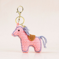 Porte-clés cheval au crochet fait main, pendentif poupée dessin animé en fil tricoté, accessoire de sac style chinois, cadeau