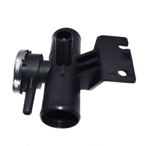 Cuello de llenado de refrigerante del <span class=keywords><strong>radiador</strong></span> 1350A015 con <span class=keywords><strong>tapa</strong></span> compatible con <span class=keywords><strong>Mitsubishi</strong></span> <span class=keywords><strong>Lancer</strong></span> 08-15 - Product Image 2