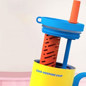 DD4441 Nouvelle Arrivée Tasse de Bureau Isotherme Portable pour Voiture 750ML Tasse Isotherme Double Paroi en Acier Inoxydable avec Couvercle Anti-Fuite - Product Image 4