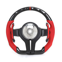 Volant en cuir perforé rouge personnalisé avec grip en fibre de carbone pour BMW F82 F85 E70 E90 E91 E92