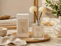 Diffuseur d'arômes de luxe 200 ml en verre transparent à rayures noires et marron, bouteille carrée pour décoration intérieure, avec bouchon à vis couronne, MOQ 100 pièces