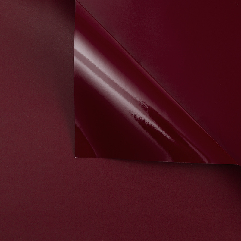 Véritable [grande marque rouge] légèrement ivre