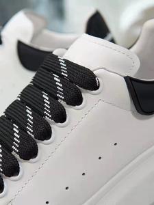 Zapatos Deportivos Casuales Unisex MQ de Alta Calidad con Suela Gruesa, Zapatos Deportivos de Moda de Caña Baja, Zapatos Casuales Mc Originales de Lujo - Product Image 6