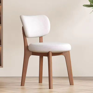 <span class=keywords><strong>Chaise</strong></span> de salle à manger moderne nordique en crème, fabriquée en bois massif et cuir souple, adaptée à l'utilisation hôtelière avec un design écologique - Product Image 1
