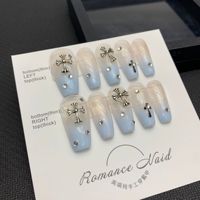 Ventes directes d'usine ongles portables faits à la main Chrome coeur tempérament style faux ongles conception d'art d'ongle amovible