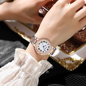 Drioshipping Marque de luxe Montre à quartz pour femme Mode incrustée de diamants Imperméable à l'eau Caractéristique lumineuse Acier inoxydable Vente en gros - Product Image 6
