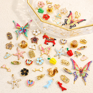 Dijes de Acero Inoxidable para Joyería DIY, Accesorios de Colgantes Coloridos de Mariposa, Estrella de Mar y Flor para Manualidades, Unisex, Origen Yiwu - Product Image 1