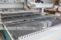 Routeur CNC multifonctionnel 2130 à quatre axes pour le perçage de rangées d'étiquettes, machine de perçage ATC pour le travail du bois et la fabrication de meubles