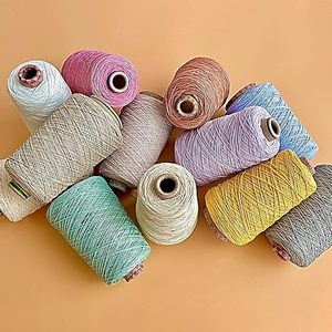 Fil à tufter en cône de 1 kg, prix bas, logo personnalisé d'usine, écologique, pour tapis et broderie, pistolet à tufter, 68 couleurs - Product Image 3