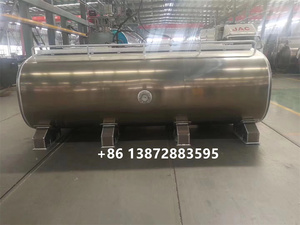 Camión cisterna Dongfeng LNG <span class=keywords><strong>de</strong></span> acero inoxidable 304 <span class=keywords><strong>de</strong></span> grado alimenticio para <span class=keywords><strong>agua</strong></span> <span class=keywords><strong>potable</strong></span> <span class=keywords><strong>en</strong></span> <span class=keywords><strong>venta</strong></span> - Product Image 6