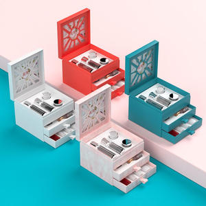 Calendrier de l'avent cosmétique personnalisé en matériaux recyclés écologiques, boîtes rigides pour produits de beauté - Poudre libre, fard à paupières, rouge à lèvres - Product Image 4