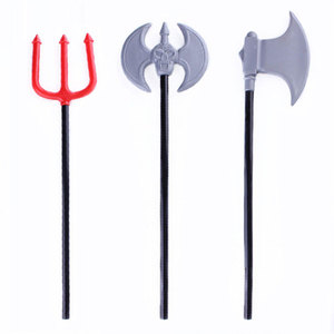 Accesorios de Disfraces de Halloween, Arma de Plástico, Demonio Espeluznante, Escenas Clásicas, Impresión Tipográfica, Disfraz, Hacha de Demonio de 50 cm - Product Image 1