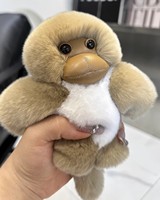 Vente en gros 15cm fourrure gorille porte-clés jouets en peluche personnalisé sac en peluche décoration sac à dos pendentif 2025 tendance jouets pour enfants