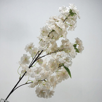 K-0094 Fournisseur de fleurs de mariage, branches de fleurs artificielles de cerisier blanches suspendues