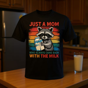 Camiseta con estampado digital de Just A Mom Who Always Came Back With The Milk, unisex, para adultos, de manga corta y cuello redondo - Product Image 3