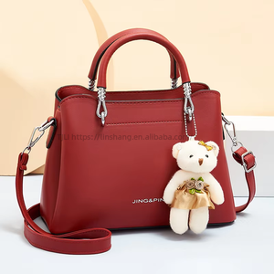 Wholesale Fashion Trends Woman Embroidery Shoulder <b>Bags</b> Ladies High Quality Cross-body Hand <b>Bags</b> Leather Handbags - Product Image 4