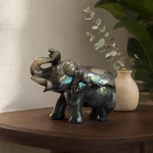 Decoración para el Hogar - Escultura de Elefante en Labradorita con Hermoso Brillo - Regalos de Elefantes, Figuras de Animales y Tallados a Mano - Product Image 3