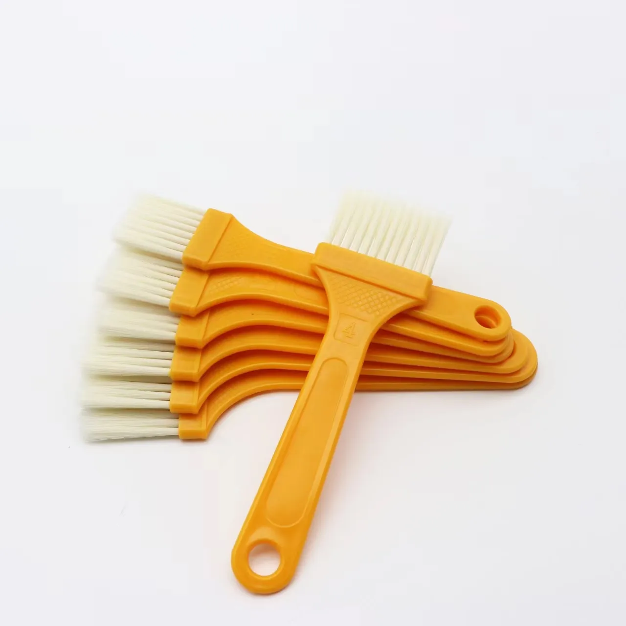 Plastic Handle Synthetic Polyester Filament Chip Paint Brushes with Low Price