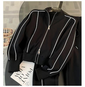 Conjunto Deportivo de 2 Piezas para Mujer de Otoño Casual con Sudadera de Cremallera y Manga Larga y Pantalones de Pierna Ancha a Rayas Sehe Fashion - Product Image 5