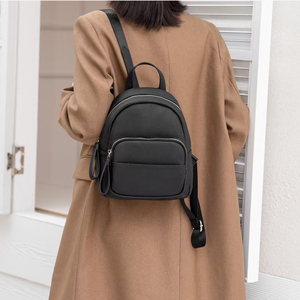 <span class=keywords><strong>Zaino</strong></span> da Donna in Vera Pelle Morbida alla Moda, Borsa a Spalla Multicolore per Pendolarismo Quotidiano e Viaggi - Product Image 1