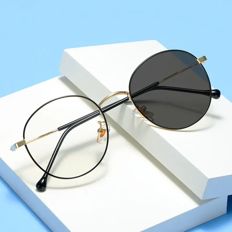 Cheap Wholesale Round Metal Myopia Optical Frame Blue Light Blocking Photochromic Eyeglasses Frames