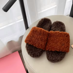 Miu 2025 Design Indoor Warm Comfortable Female Slippers Cute Cloud <b>Slides</b> Pantoufles for Women and Men with Fur for Bedroom - Product Image 4