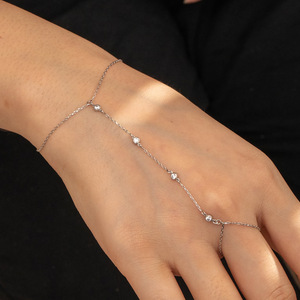 Hot Rvs Verbindende Vinger Link Ketting Armband Vinger Ring Pols Ketting Slave Armbanden Parel Hand Ketting Armband - Product Image 6