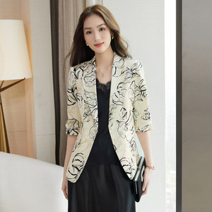 Women's Chiffon Blazer Set With Floral Print Elegant Summer Suit For Middle Aged Women - Product Image 1