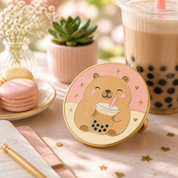 Broche en métal créative et mignonne en forme d'animaux pour badges, accessoires personnalisés, épingles en émail dur et souple plaquées, motif Capybara buvant du thé Boba
