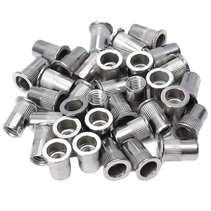 Écrous à manchon métriques M8 6,0 mm certifiés TUV Saitong Hardware pour solutions de fabrication de structures en acier - Product Image 1
