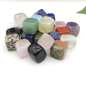 หินคริสตัลธรรมชาติหลากหลายชนิด ขายส่ง โรสควอตซ์ กรีนอะเวนเจอรีน รูปทรงลูกบาศก์และทรงกลม สำหรับตกแต่ง - Product Image 4