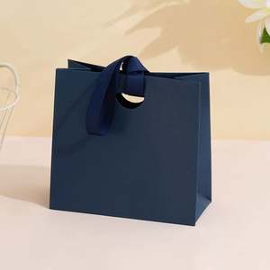 Bolsas de Regalo para Joyería con Logotipo Personalizado, Bolsas de Papel Portátiles de Lujo para Collares y Pendientes, Empaque para Joyería - Product Image 1