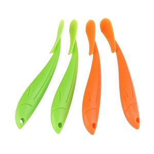 Pelador de Frutas Manual de Alta Seguridad, Cortador de Frutas Fácil de Usar, Pelador de Naranjas y Cítricos de Plástico con Forma de Pez, Pelador de Mandarinas de Alta Seguridad - Product Image 1