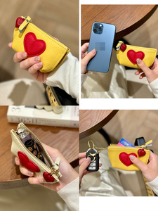 Porte-clés en cuir de vachette première couche, style INS, mignon, avec fermeture éclair, motif cœur, mini porte-monnaie et design rouge à lèvres - Product Image 6