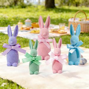Décoration de fête en gros directement de l'usine, jouet animal classique en mousse floquée, échantillon gratuit, ornement lapin de Pâques, décoration de lapin pour la maison - Product Image 3