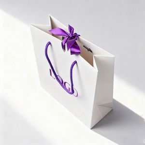 Sacs en papier d'emballage personnalisés en gros avec logo violet imprimé - Product Image 2