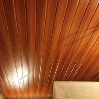 Panneau décoratif de plafond en PVC brillant moderne, imperméable, résistant à l'humidité, ignifuge, durable, pour chambre à coucher, hôtel, insonorisant