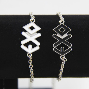 Spot vente en gros de bracelets de style EXO, bracelets de style coréen pour les étals de rue, petits cadeaux, cadeaux gratuits Taobao - Product Image 4