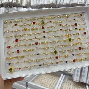 Anillos de Acero Inoxidable al por Mayor para Mujer, Chapados en Oro Rosa Clásico 2026, con Zirconia en Forma de Corazón, en Caja - Product Image 5