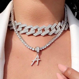 Hip Hop ha ghiacciato fuori personale del pendente <span class=keywords><strong>nome</strong></span> <span class=keywords><strong>Personalizzato</strong></span> lettera diamante del pendente della <span class=keywords><strong>collana</strong></span> Spazzola carattere nuovo stile <span class=keywords><strong>personalizzato</strong></span> <span class=keywords><strong>nome</strong></span> <span class=keywords><strong>collana</strong></span> del pendente - Product Image 4