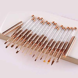 Pinceau liner pour nail art en nylon 11 mm avec manche en métal doré et logo personnalisé, à tête unique, pour application en une seule traite, pour détails 3D, effet ombré et ligne française en acrylique - Product Image 3