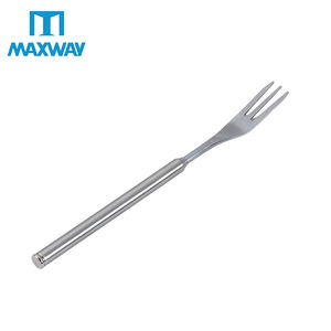 Fourchette de cuisine extensible télescopique Freeloader Trick Prank BBQ Fork Party Barbecue Fourchette à long manche - Product Image 2